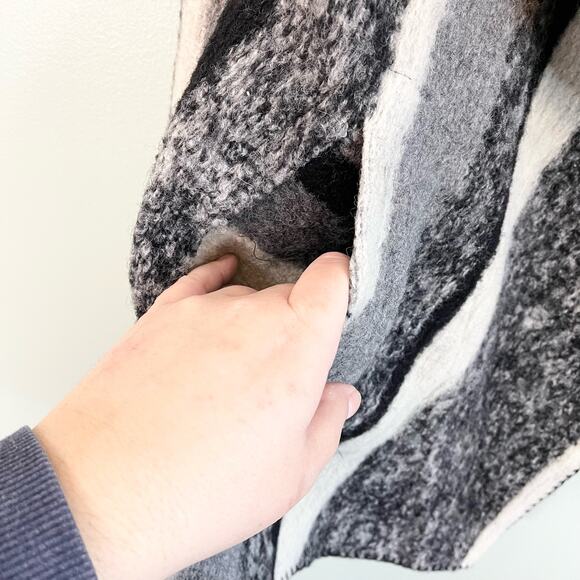 ZARA Women's Gray Stripe Outerwear Knit Wool Open Front Poncho Cape Medium NWT - Picture 7 of 9